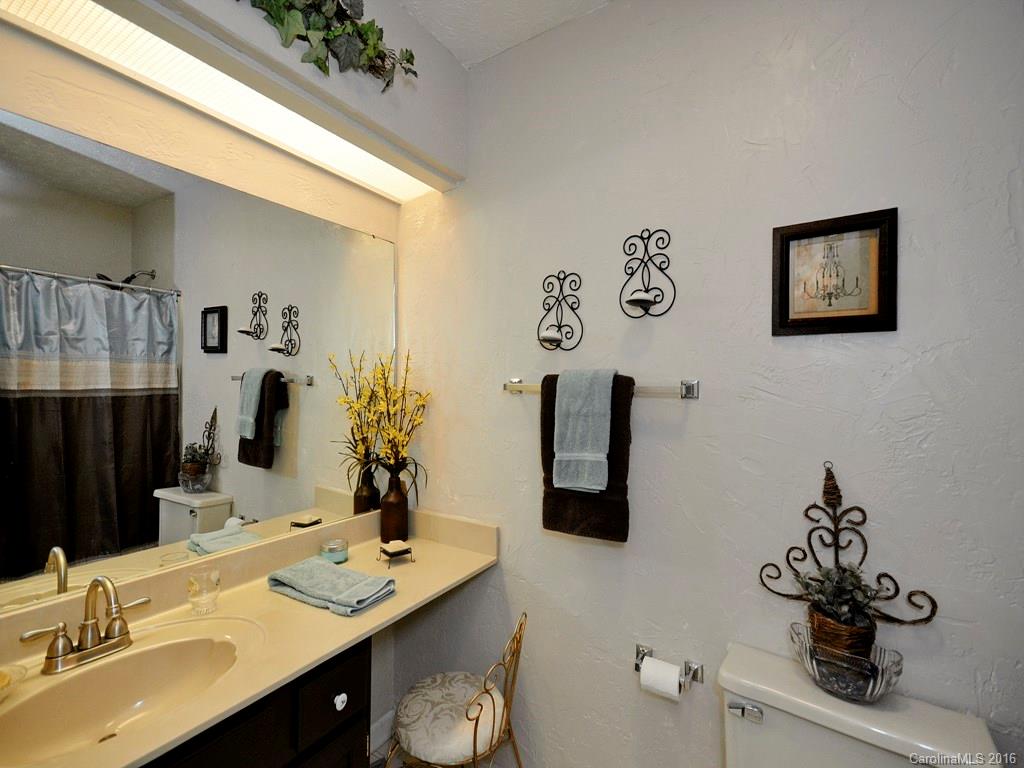 Snelson - Residential