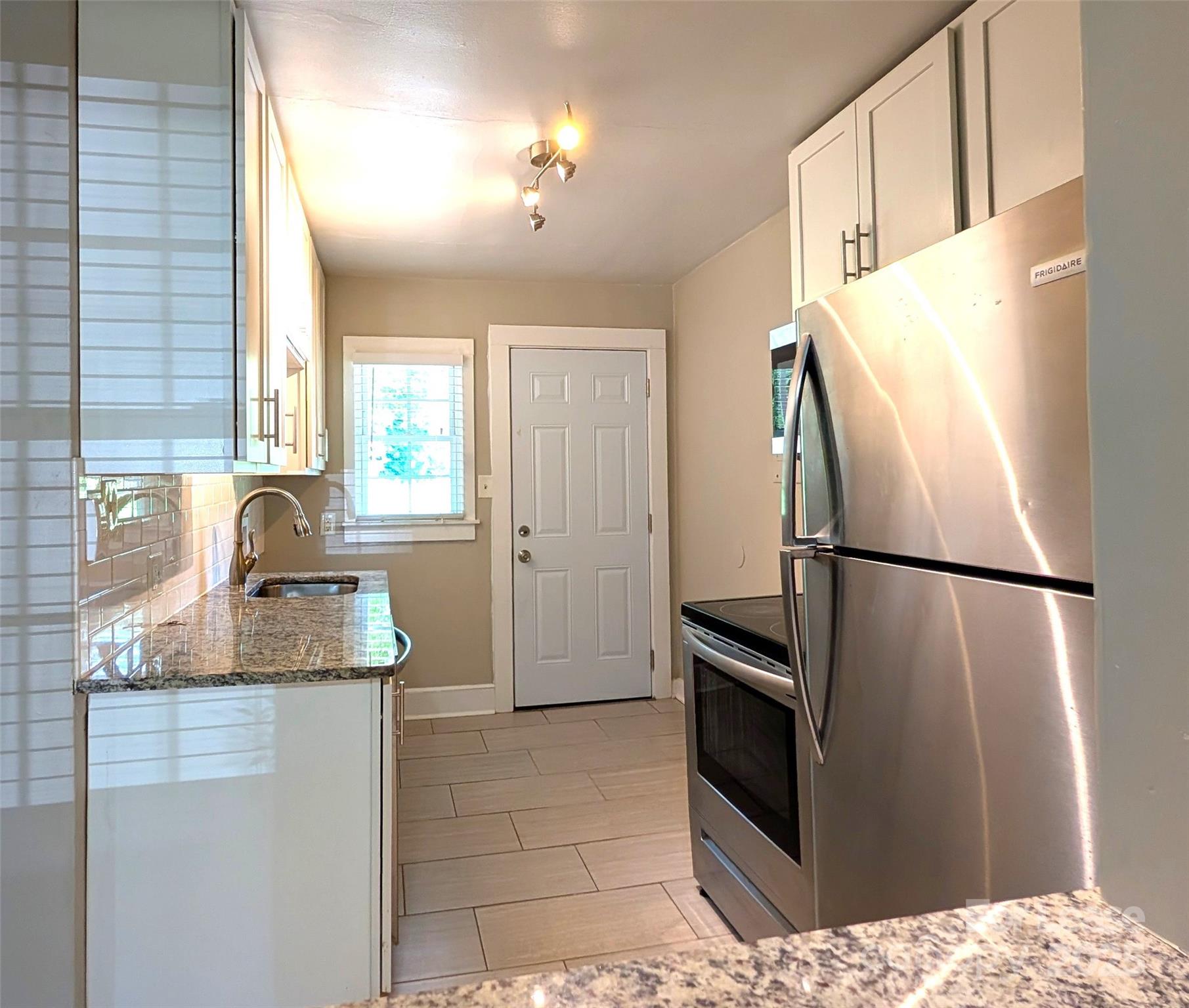 Graham Heights - Residential Lease