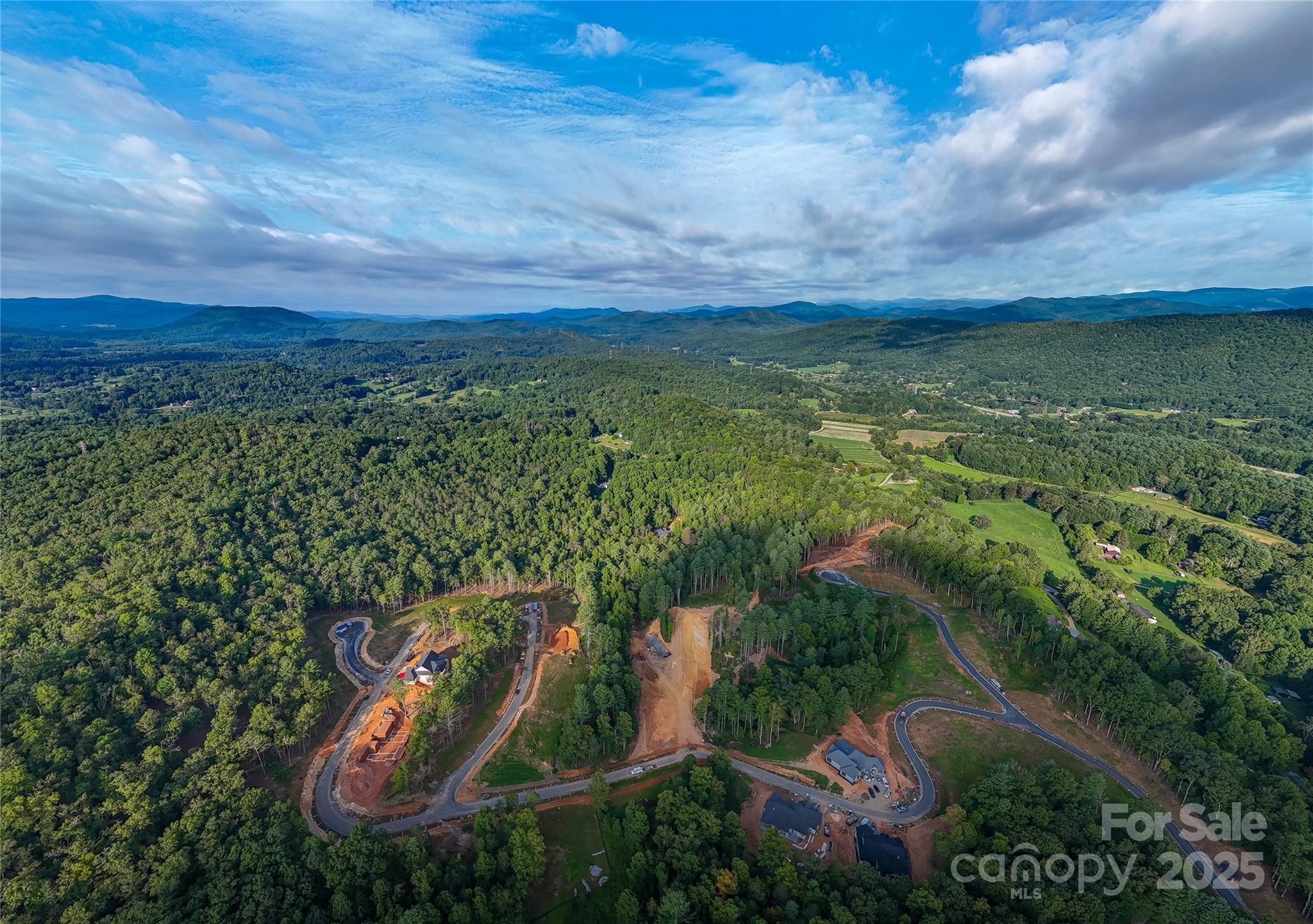 Horse Shoe Cove - Residential