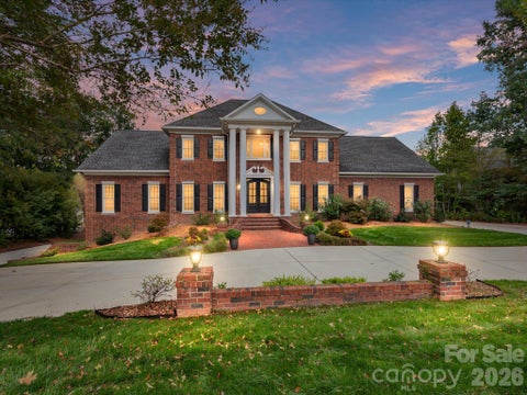 Photo of 4401 Piper Glen Drive, Charlotte, NC 28277 (MLS # 4433566)