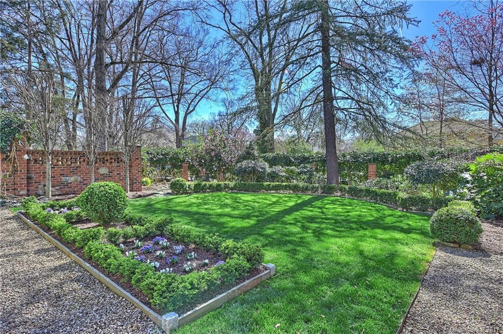 Myers Park - Residential