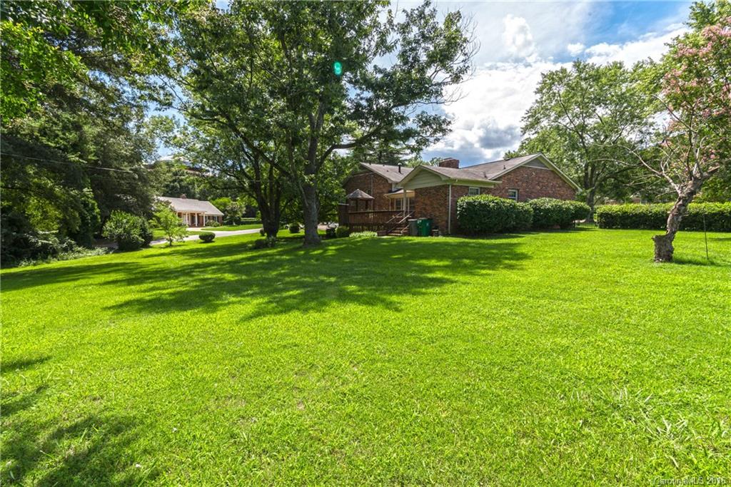 Barclay Downs - Residential