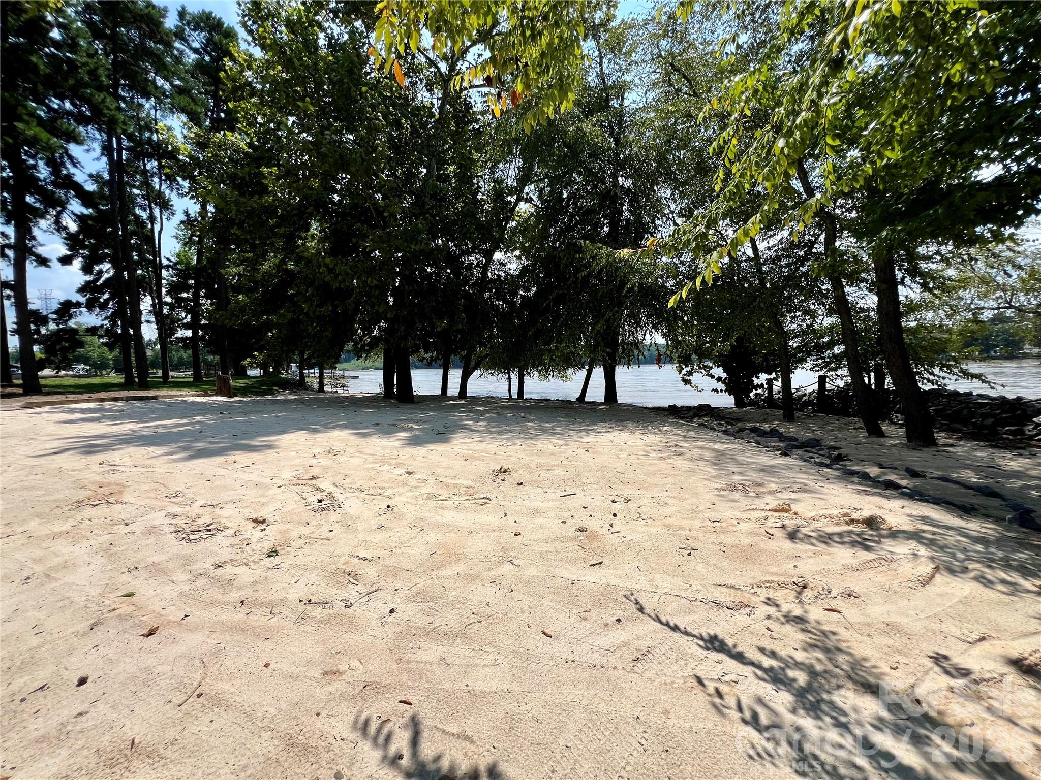 Reflection Pointe - Land