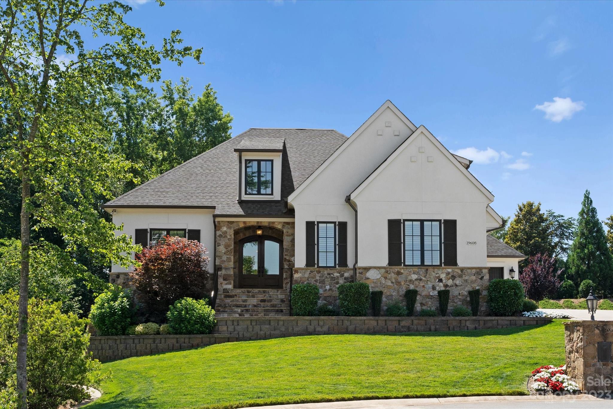 Shadowcreek - Residential