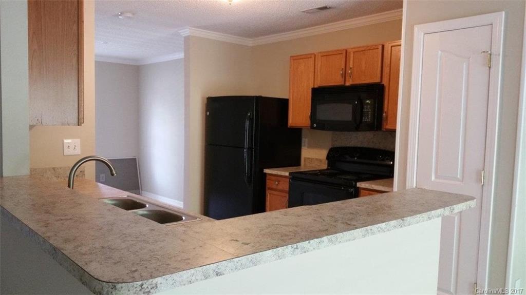 Poplar Woods - Residential Lease