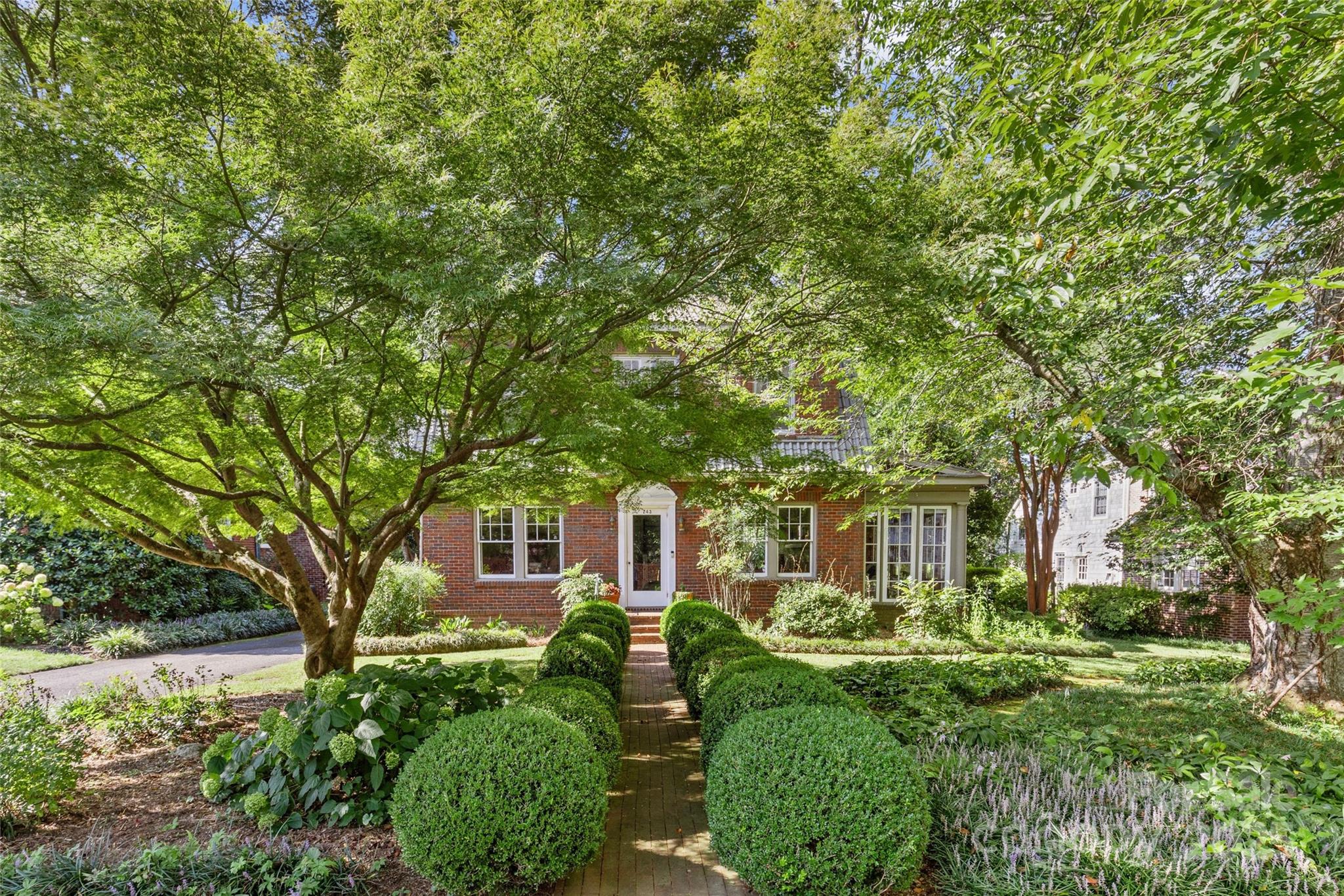 Myers Park - Residential