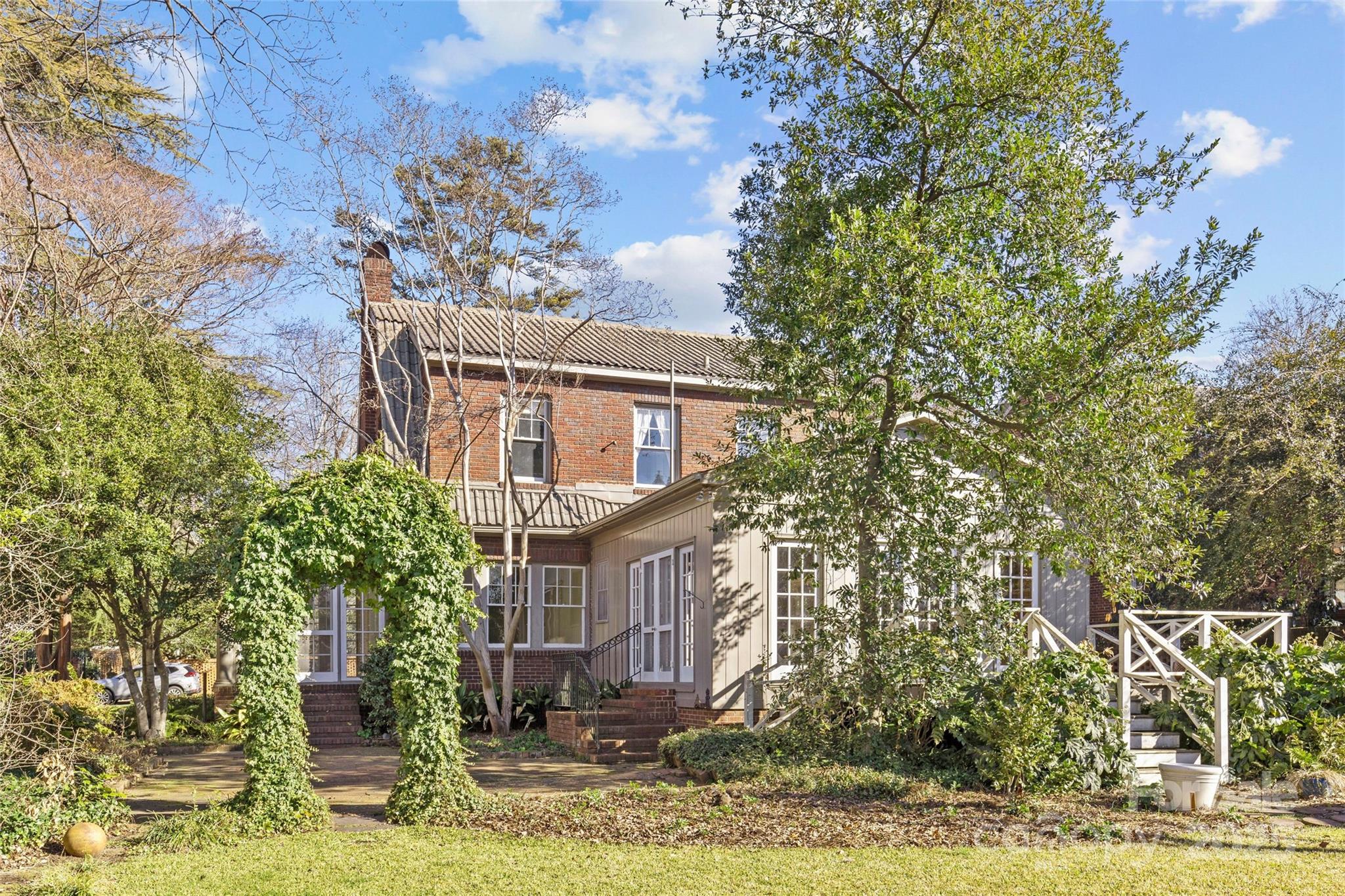 Myers Park - Residential