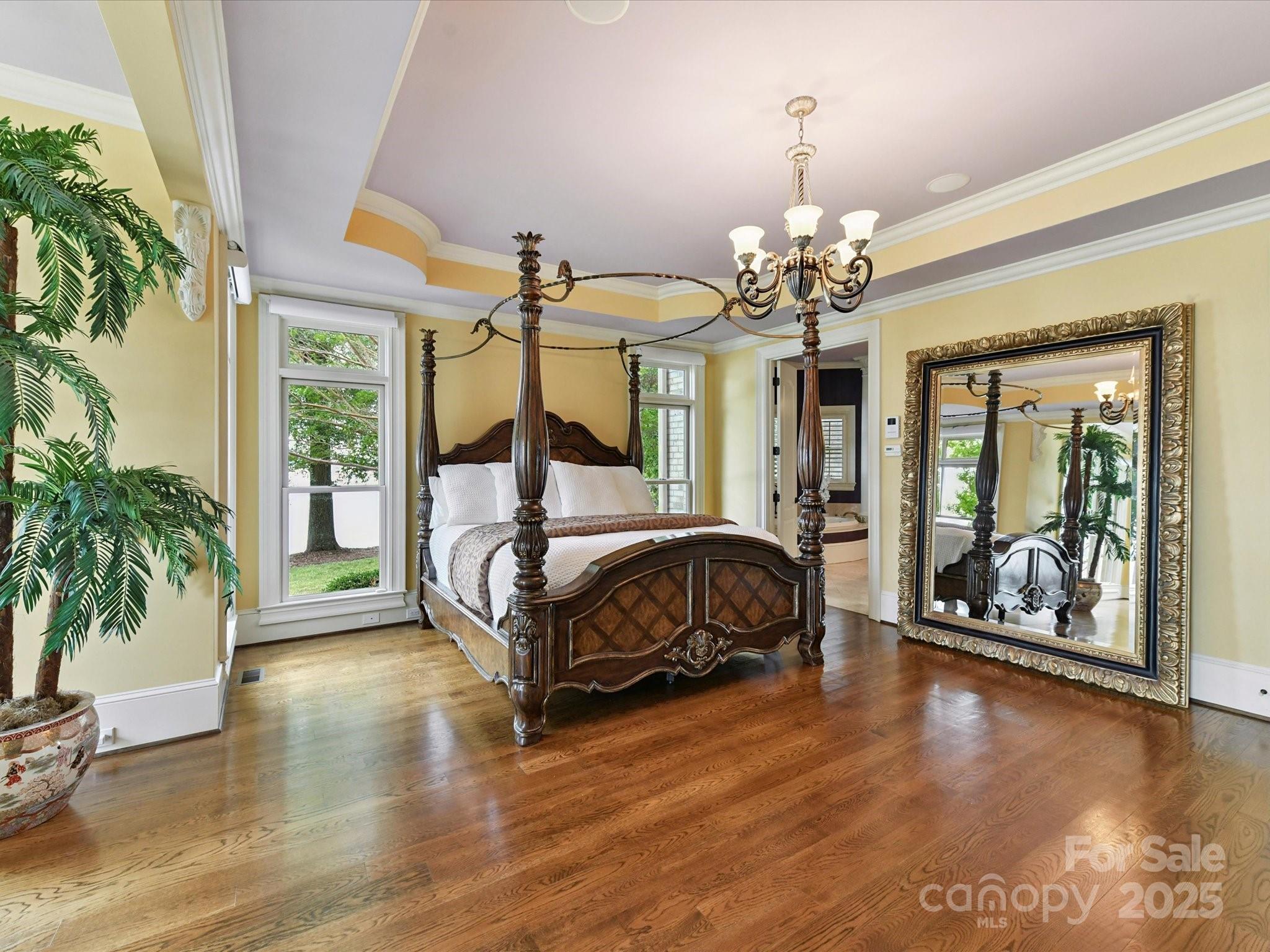 The Peninsula - Residential