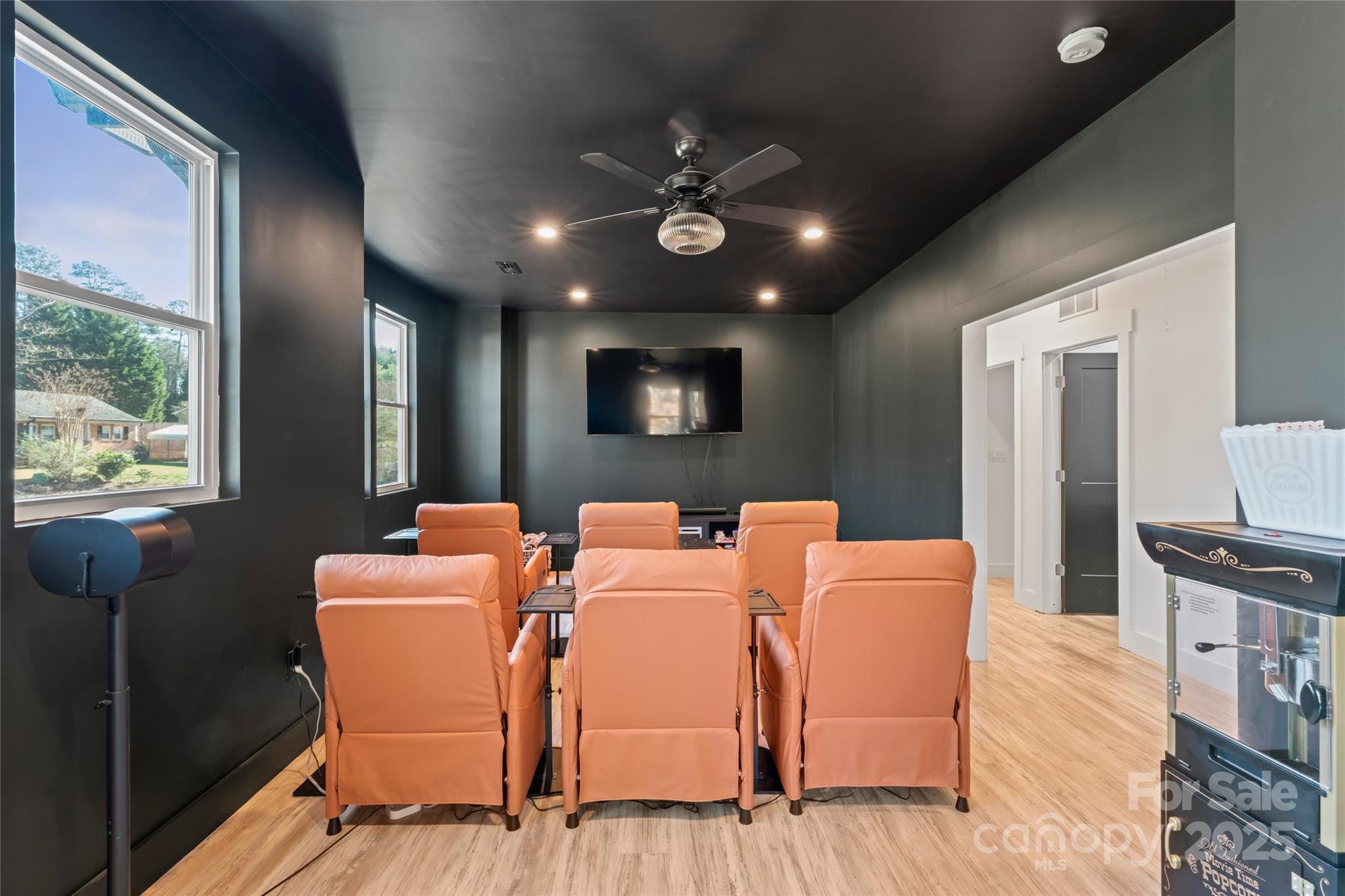 Lakehaven Estates - Residential