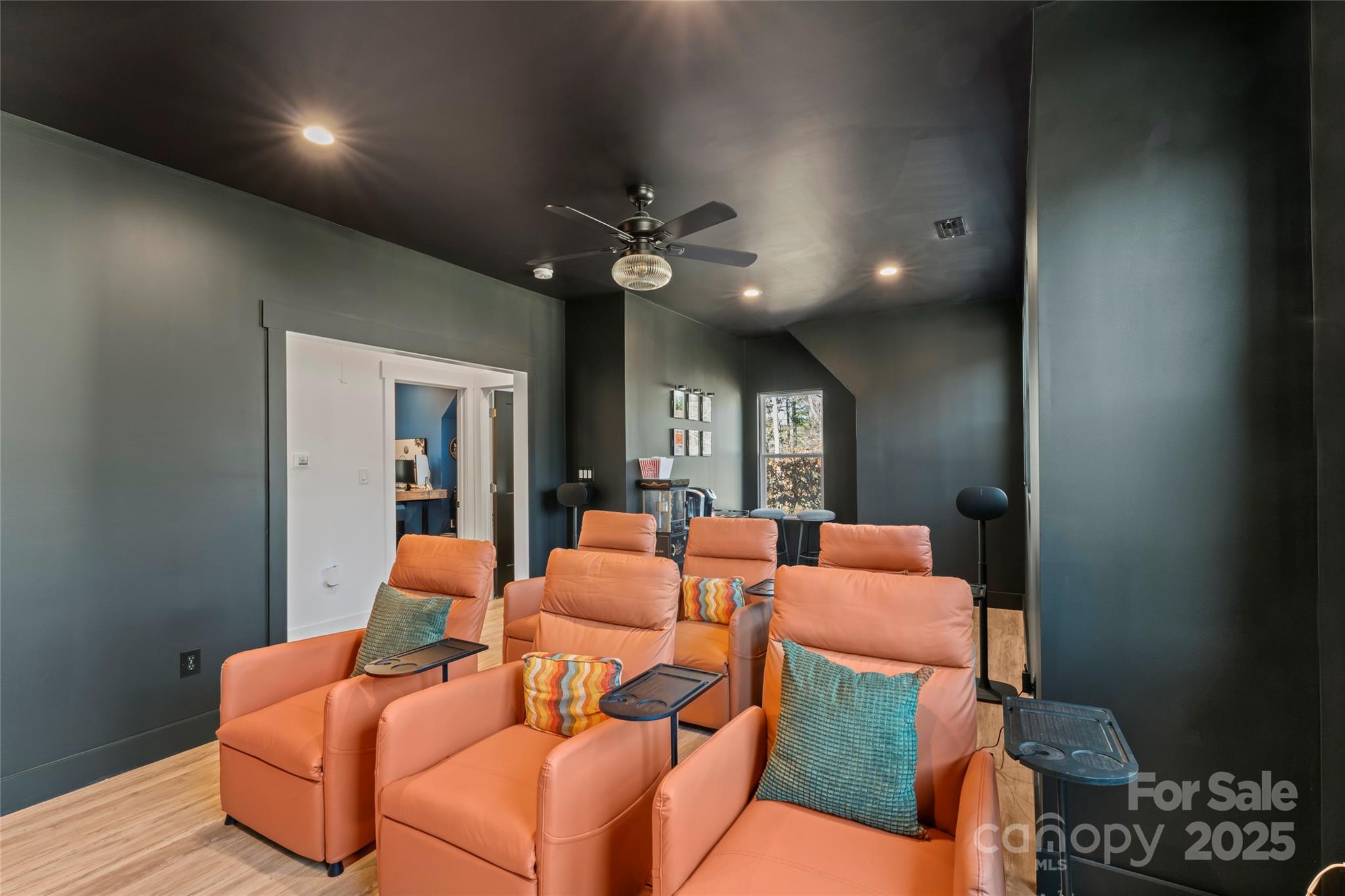 Lakehaven Estates - Residential