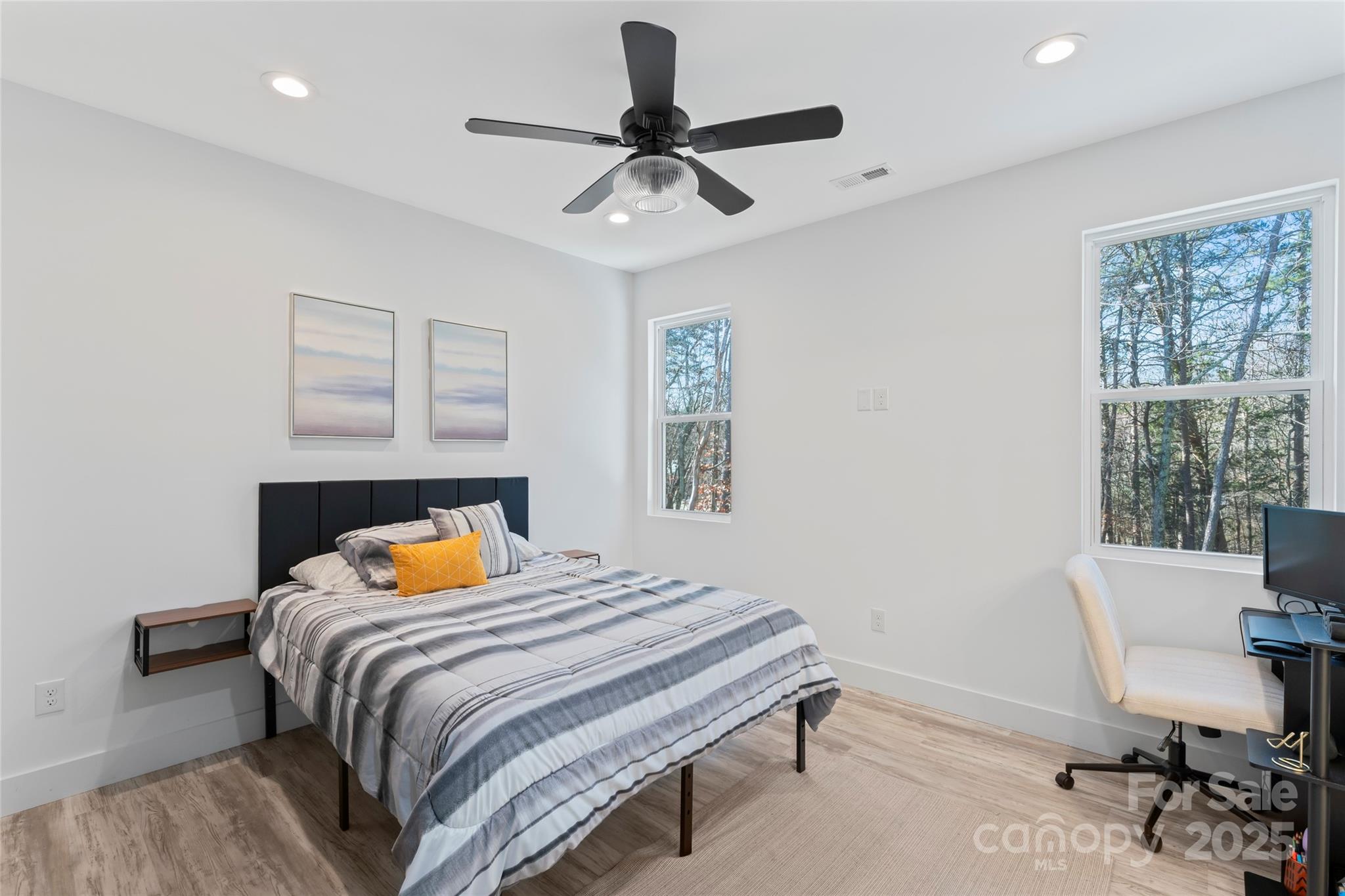 Lakehaven Estates - Residential