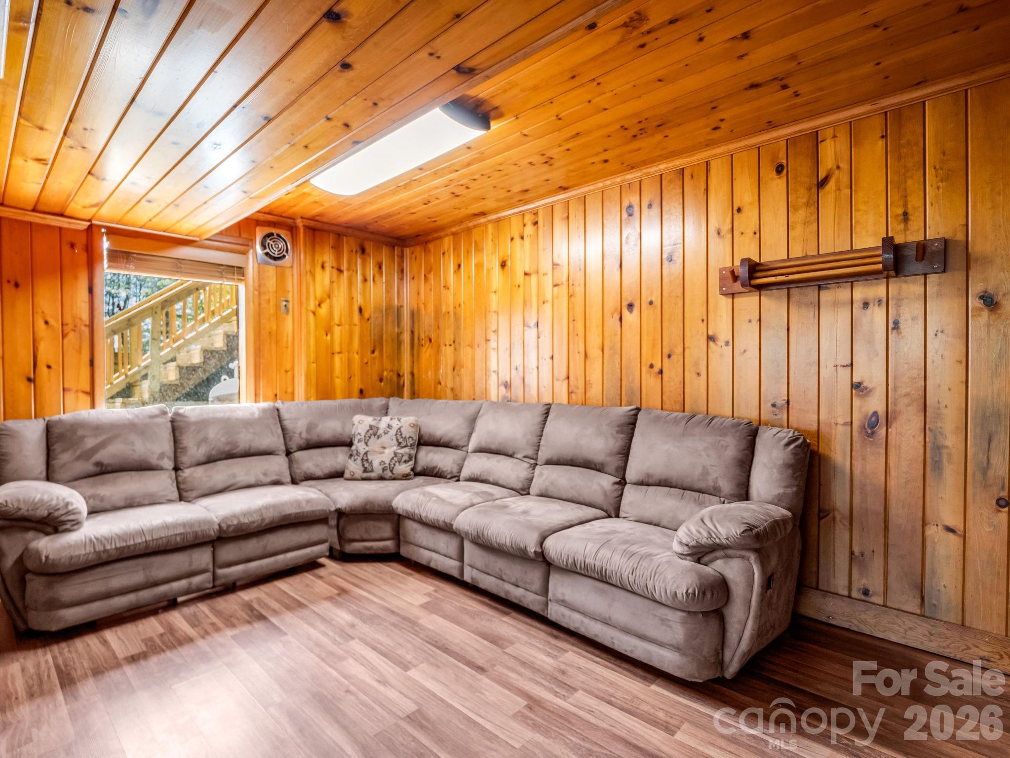 Rumbling Bald on Lake Lure - Residential