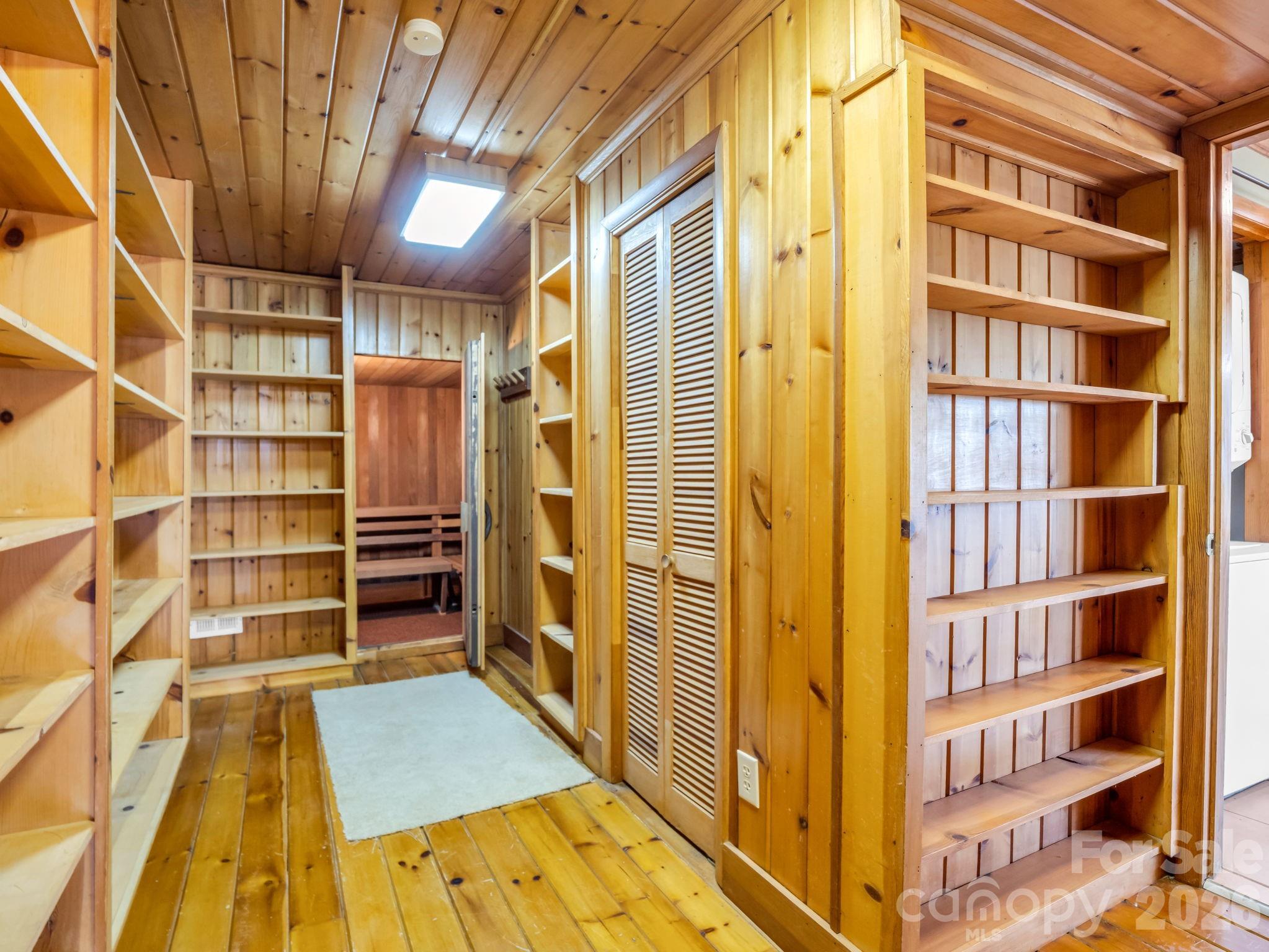 Rumbling Bald on Lake Lure - Residential