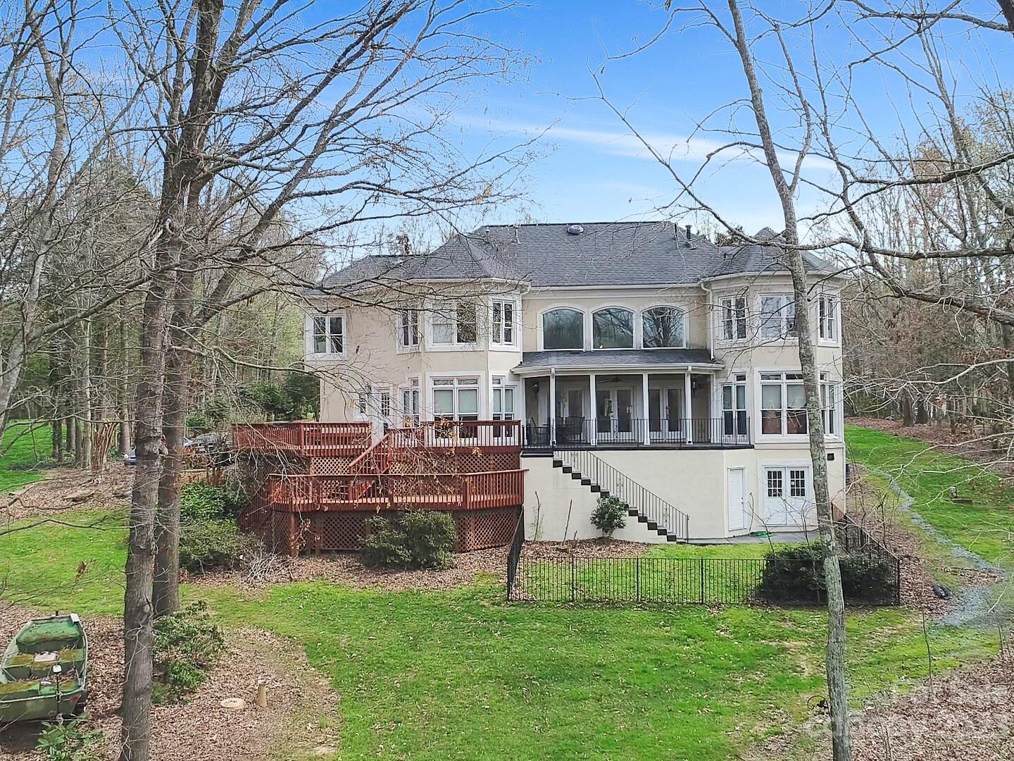 Walden Pond - Residential