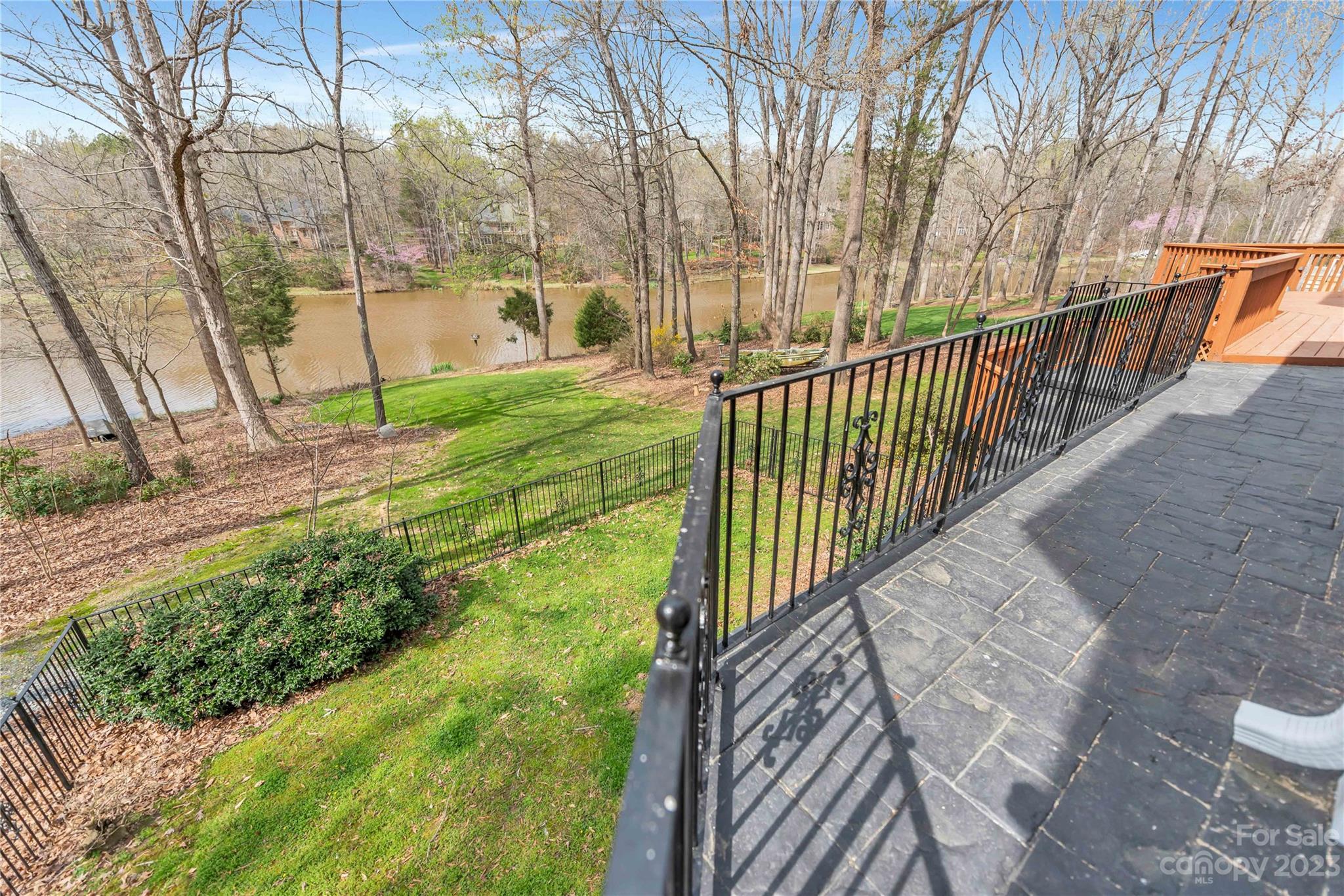 Walden Pond - Residential
