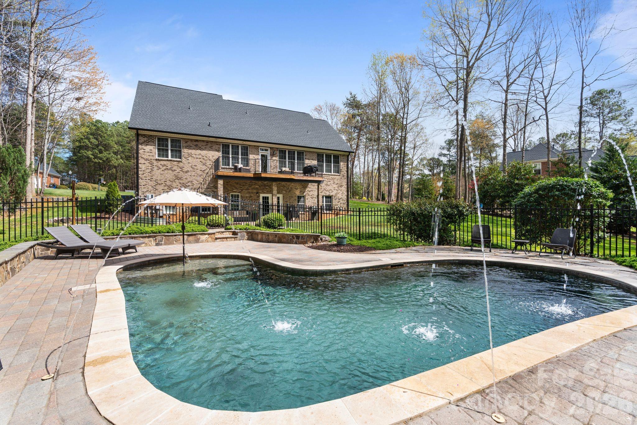 Honeysuckle Creek - Residential