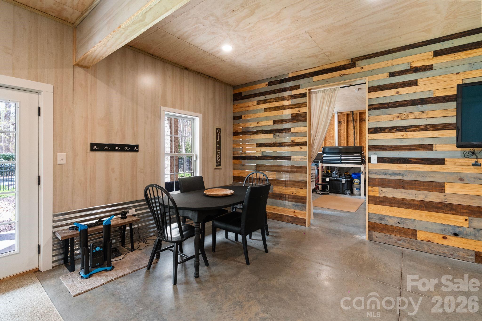 Honeysuckle Creek - Residential