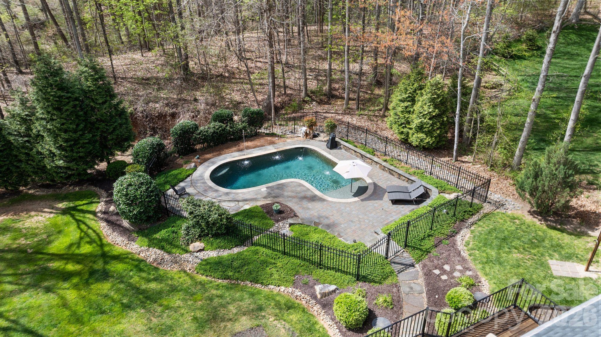 188 Honeysuckle Creek Loop