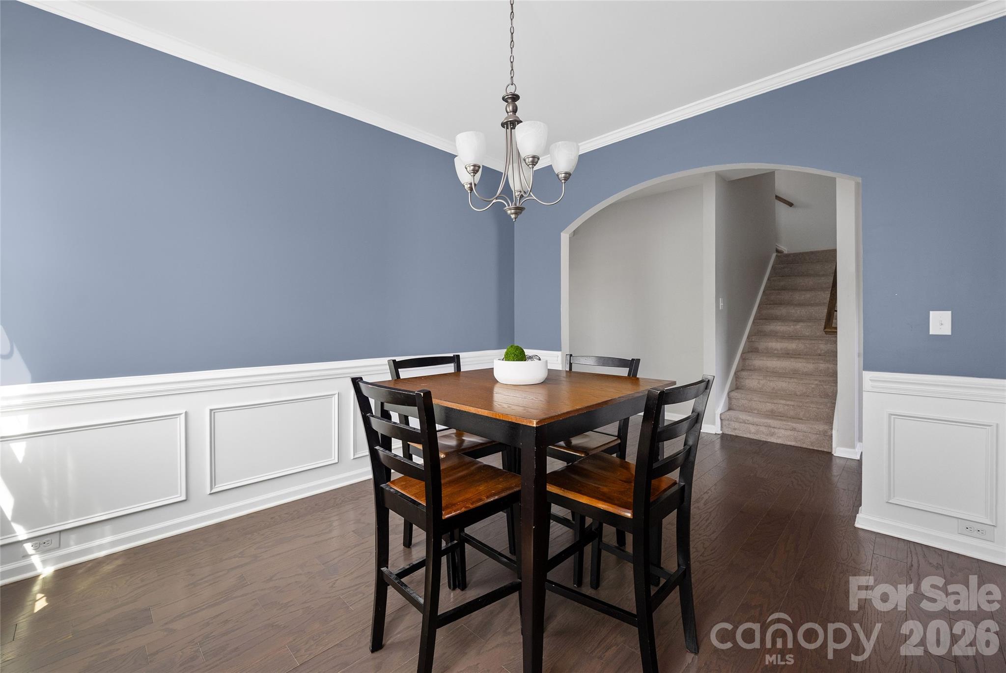 11119 Grenfell Avenue
