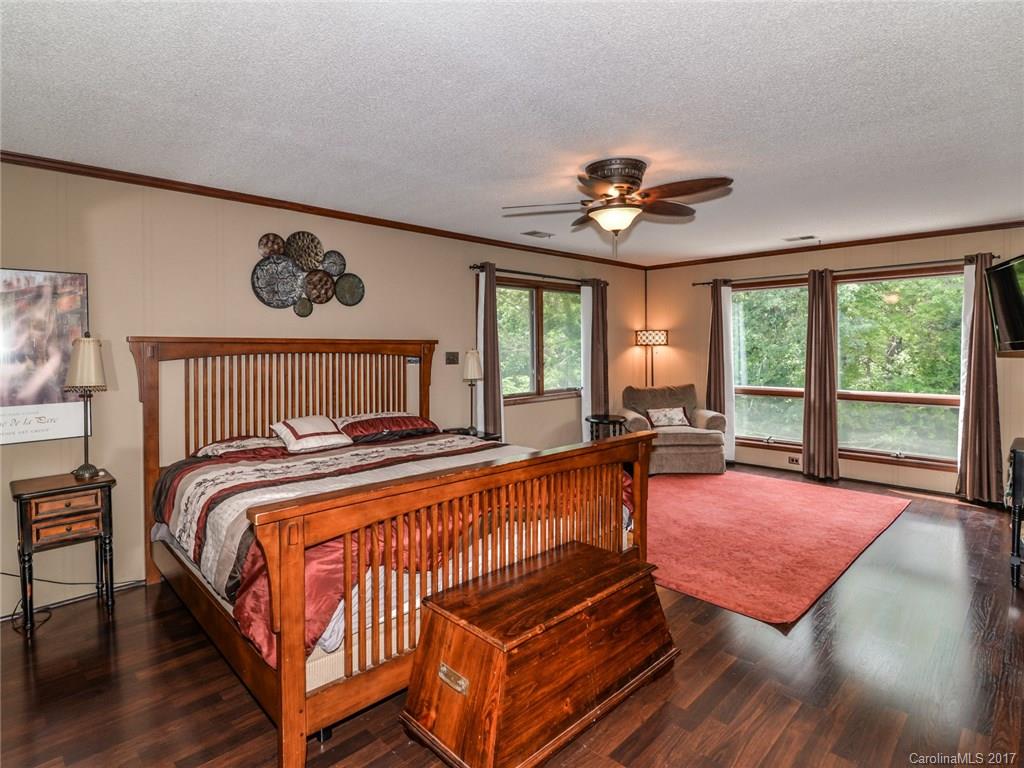 East Crestridge Estate - Residential