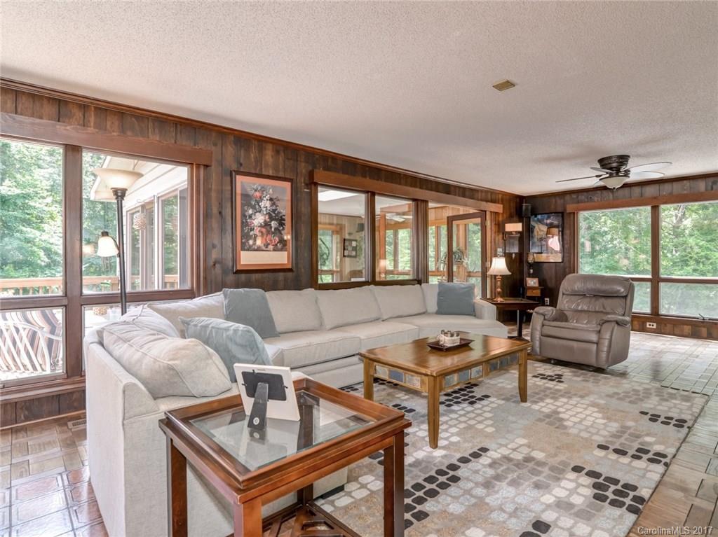 East Crestridge Estate - Residential