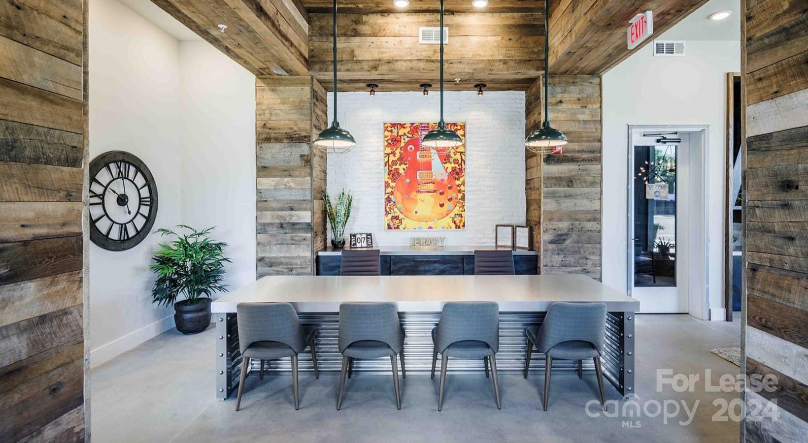 Charlotte, North Carolina 28204, United States, 2 Bedrooms Bedrooms, ,2 BathroomsBathrooms,Residential,Active,63360