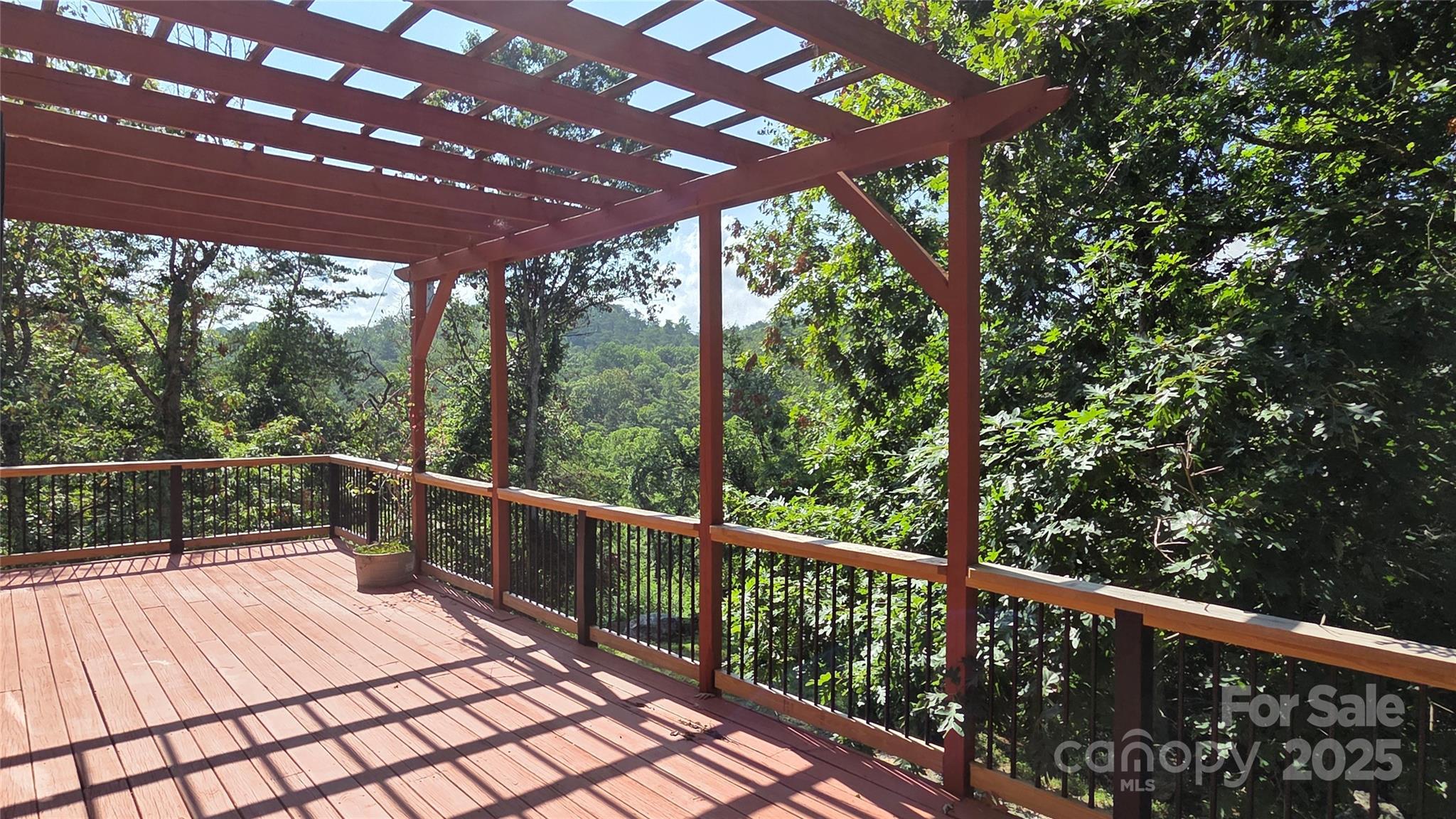 15 Mountain Tea Lane