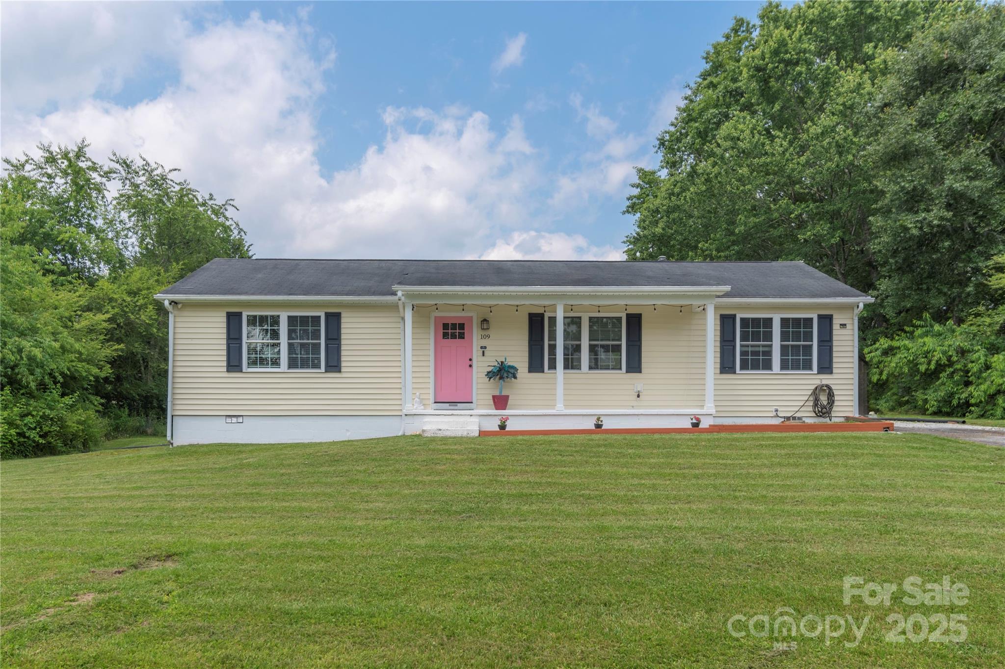 109 E Broadleaf Drive 78