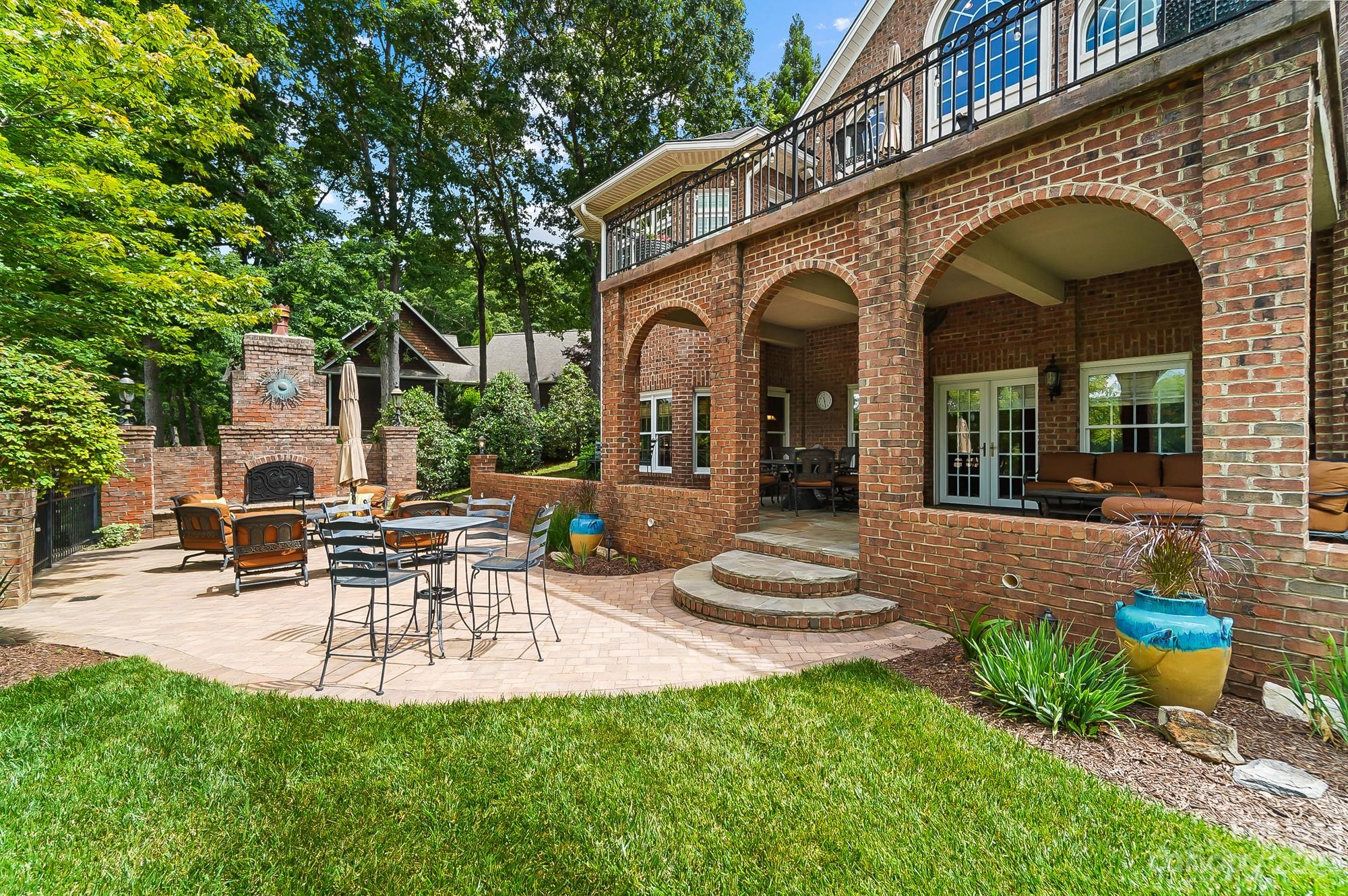 The Pointe - Residential