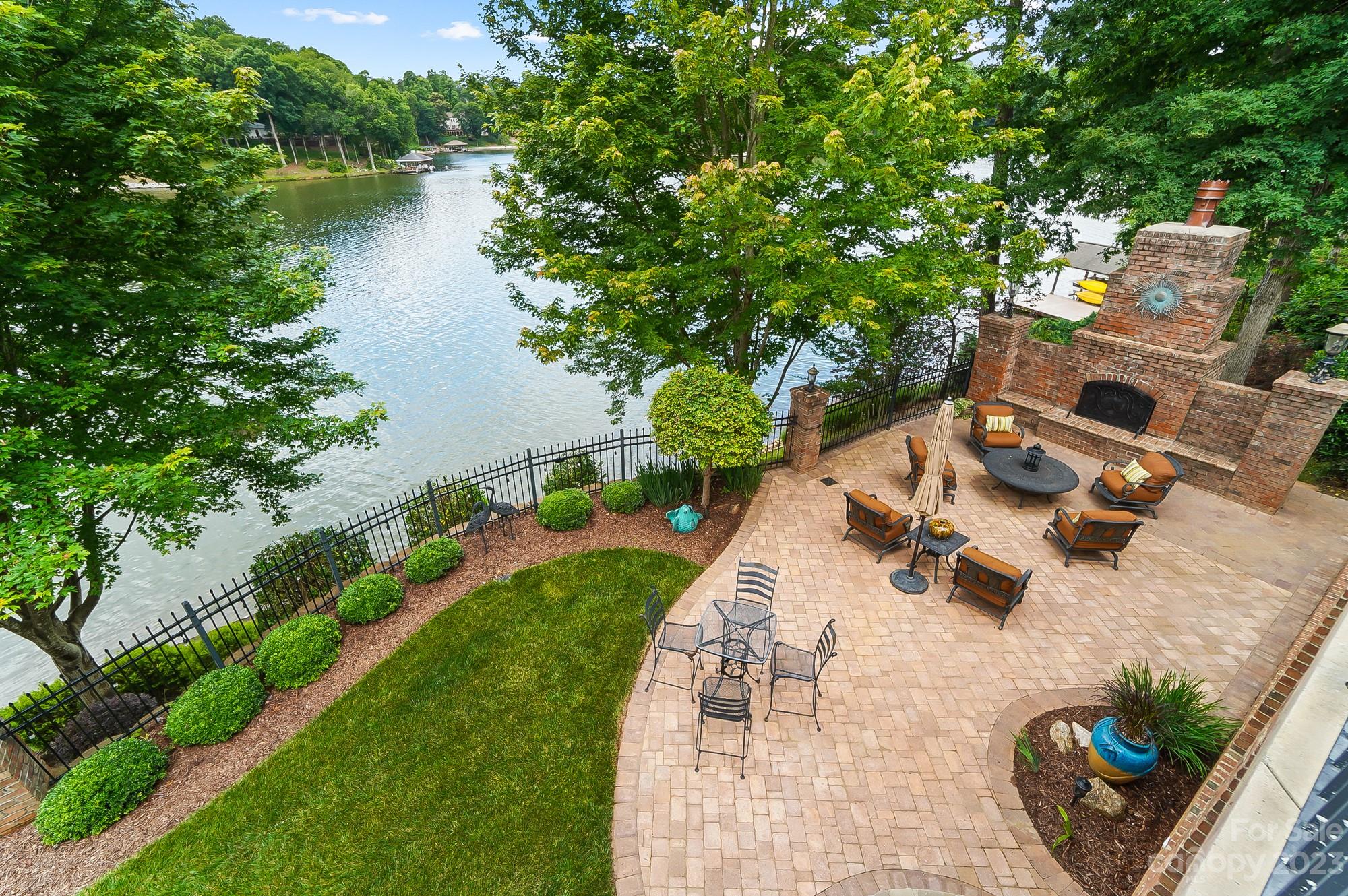 The Pointe - Residential