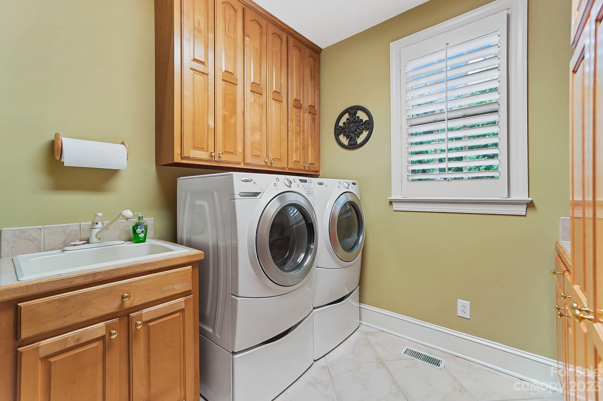 The Pointe - Residential