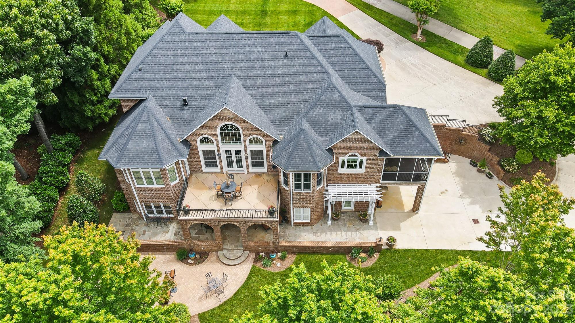 The Pointe - Residential