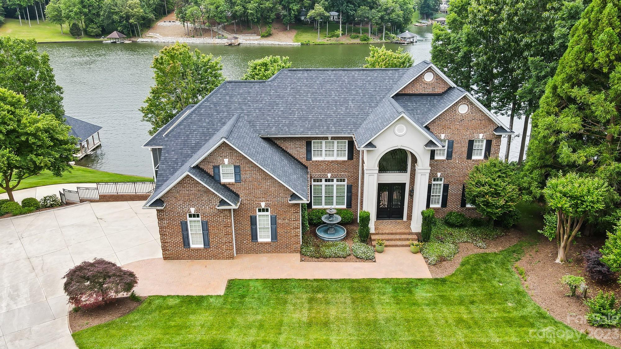 The Pointe - Residential