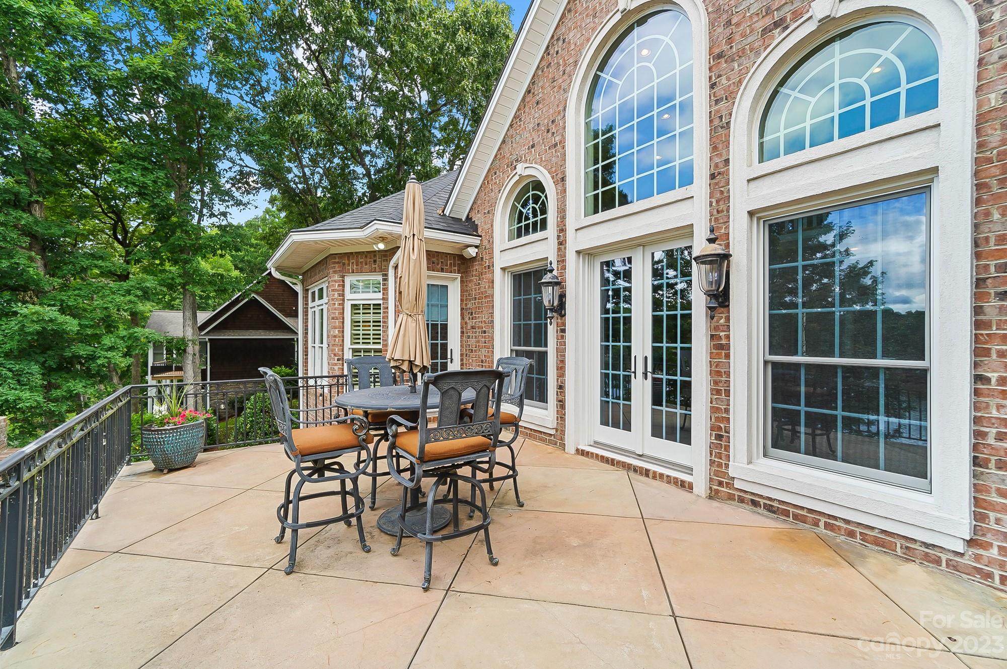 The Pointe - Residential