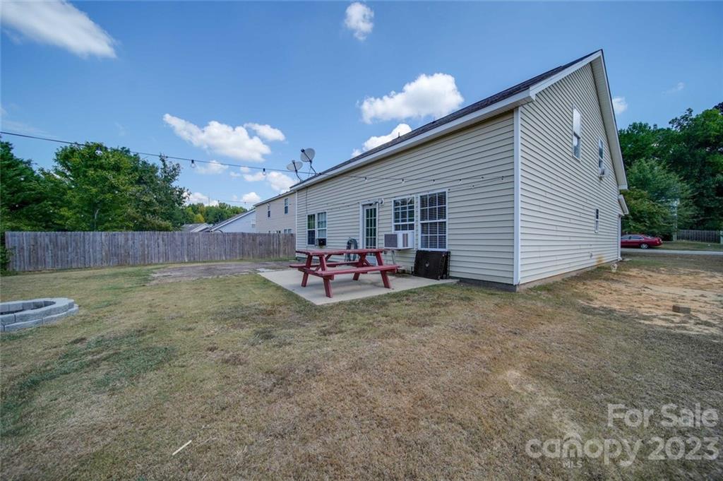 Village Green at Wellsbrook - Residential