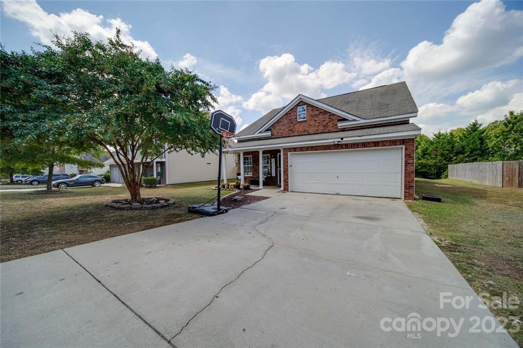Village Green at Wellsbrook - Residential