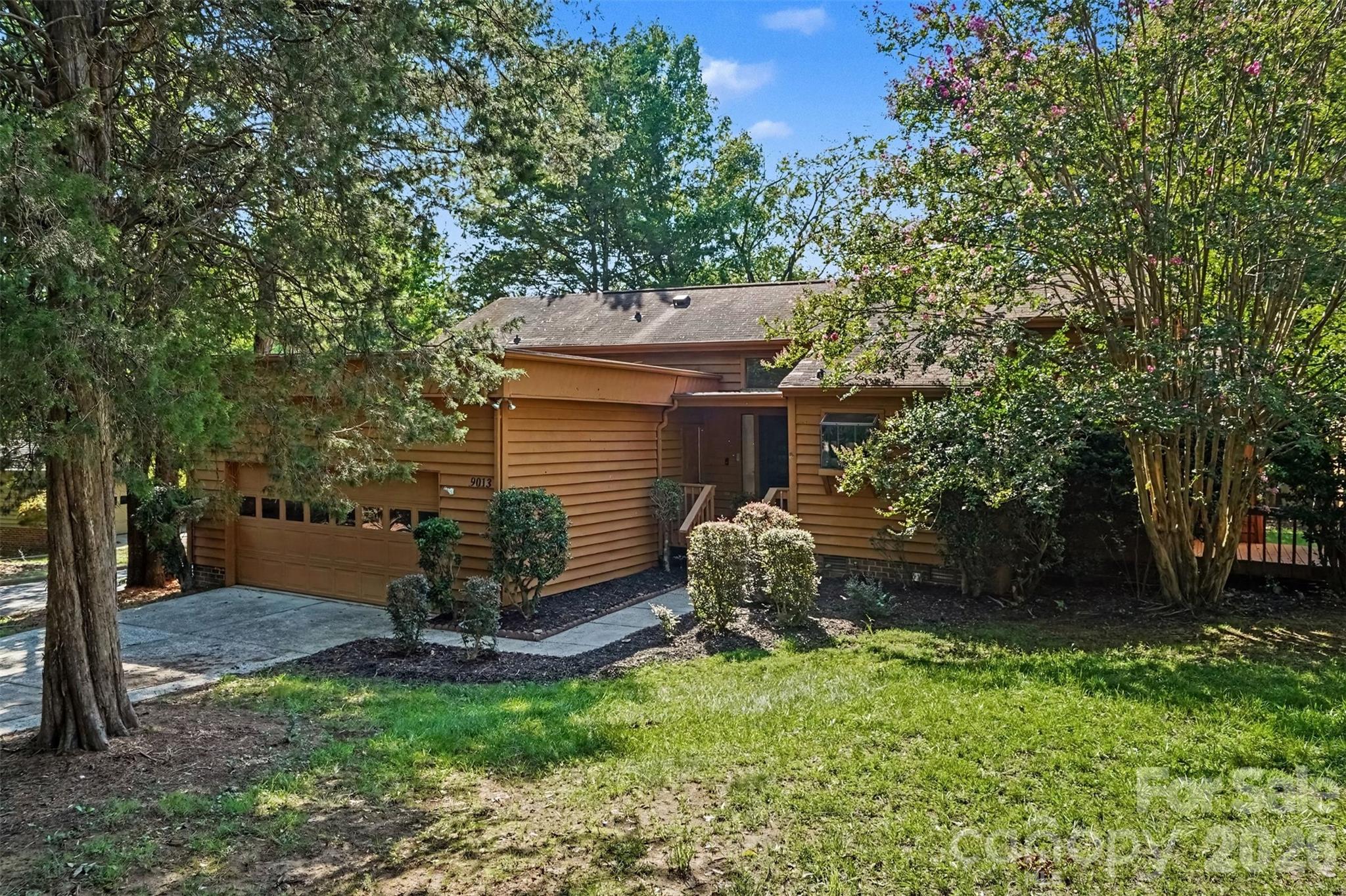 9013 St Croix Lane
