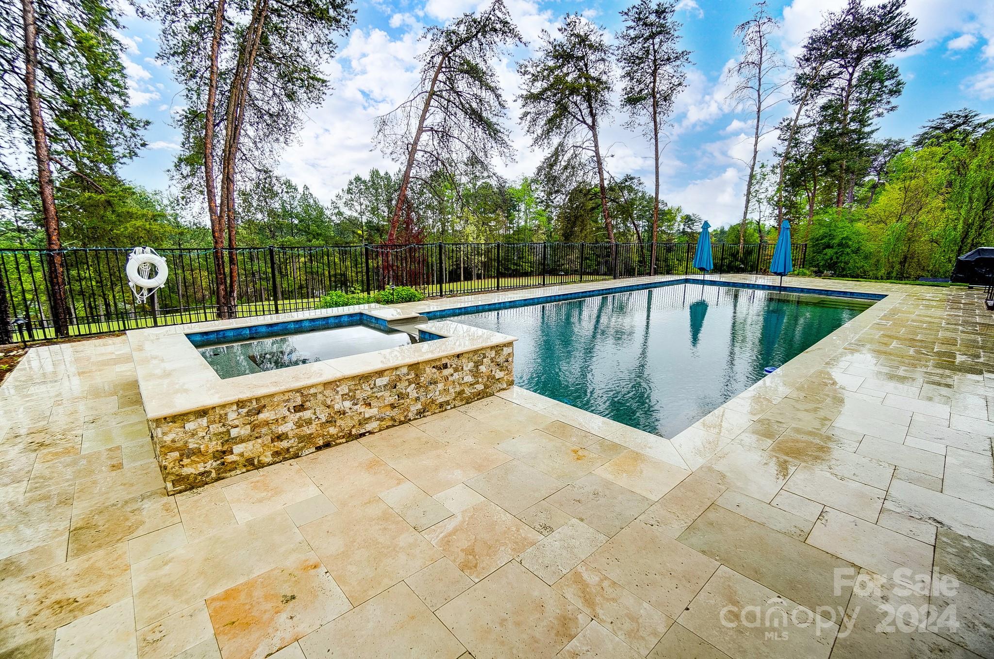 Lakeshore - Residential