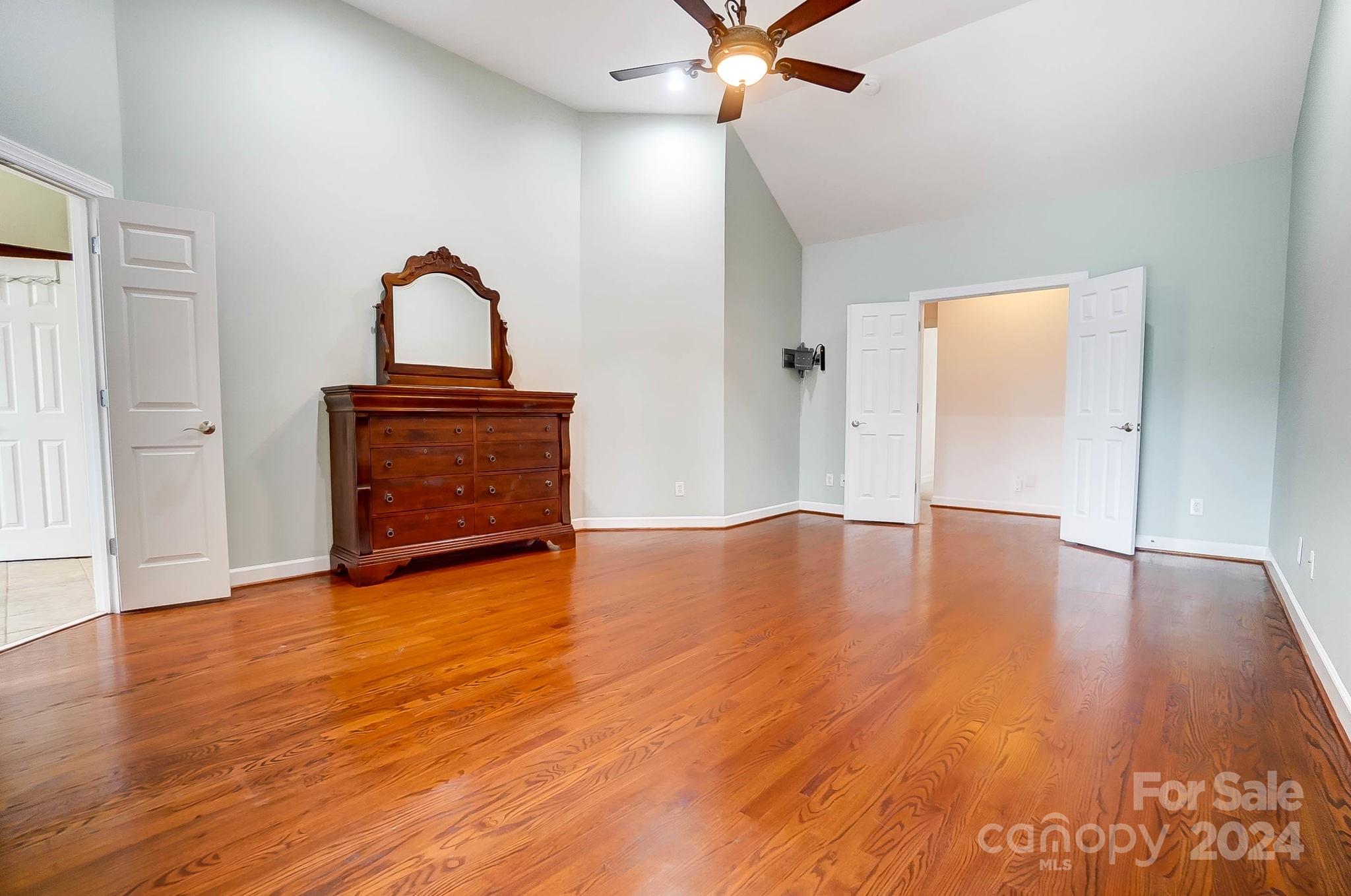 Lakeshore - Residential