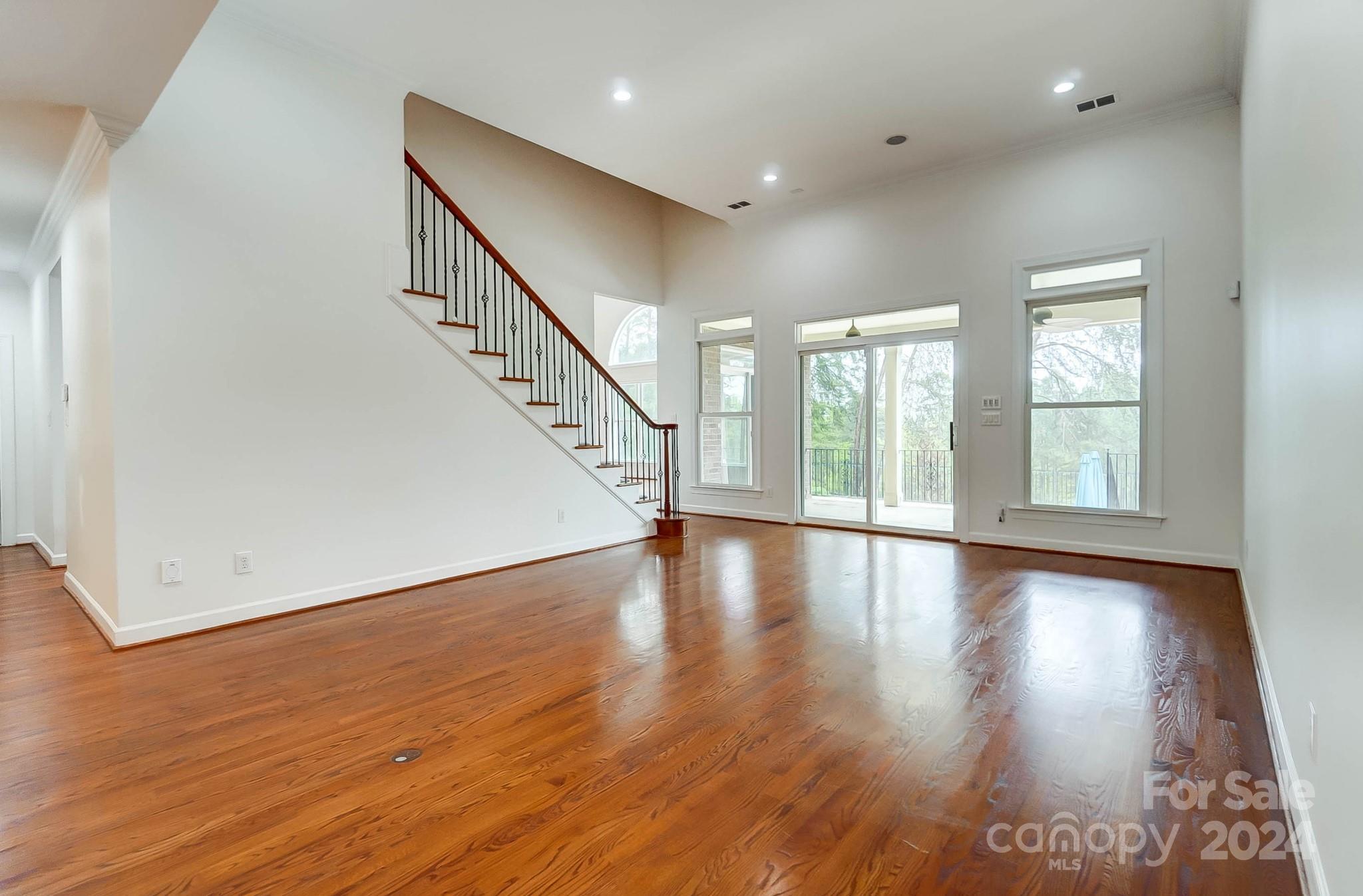 Lakeshore - Residential