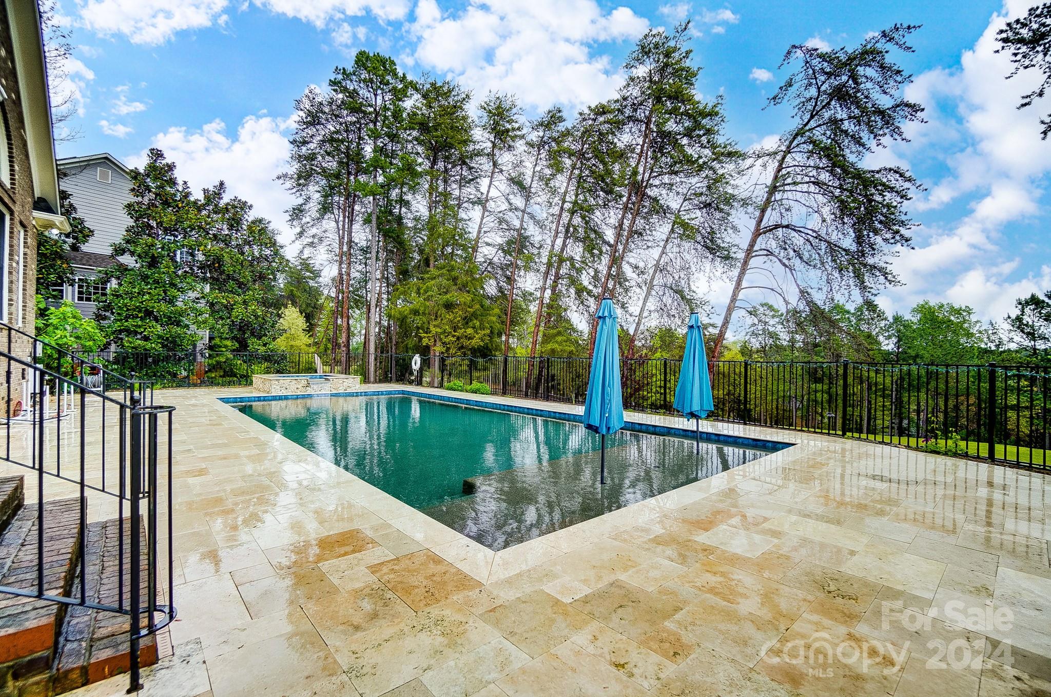 Lakeshore - Residential