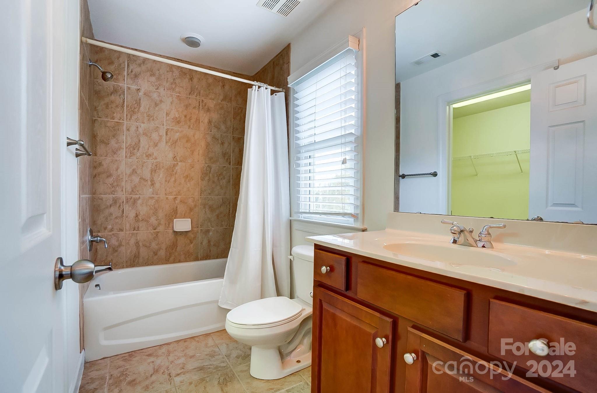 Lakeshore - Residential