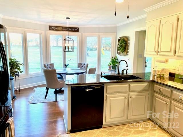Wellington Heights - Residential