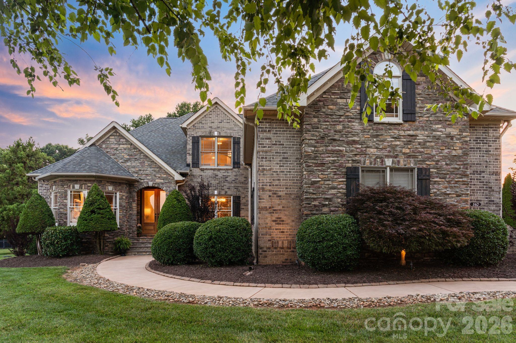 160 Riverchase Lane
