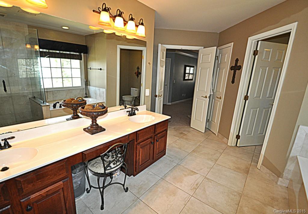 Hunter Oaks - Residential