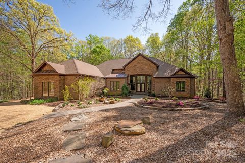 225 Riverton Road Weddington NC 28104