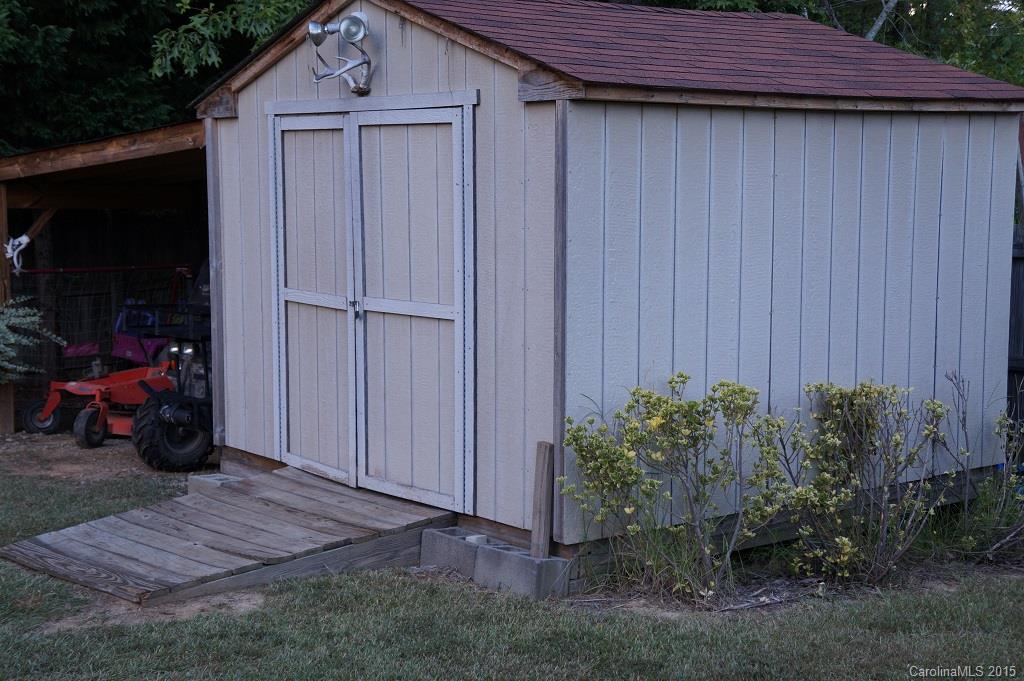 Country Club Heights - Residential