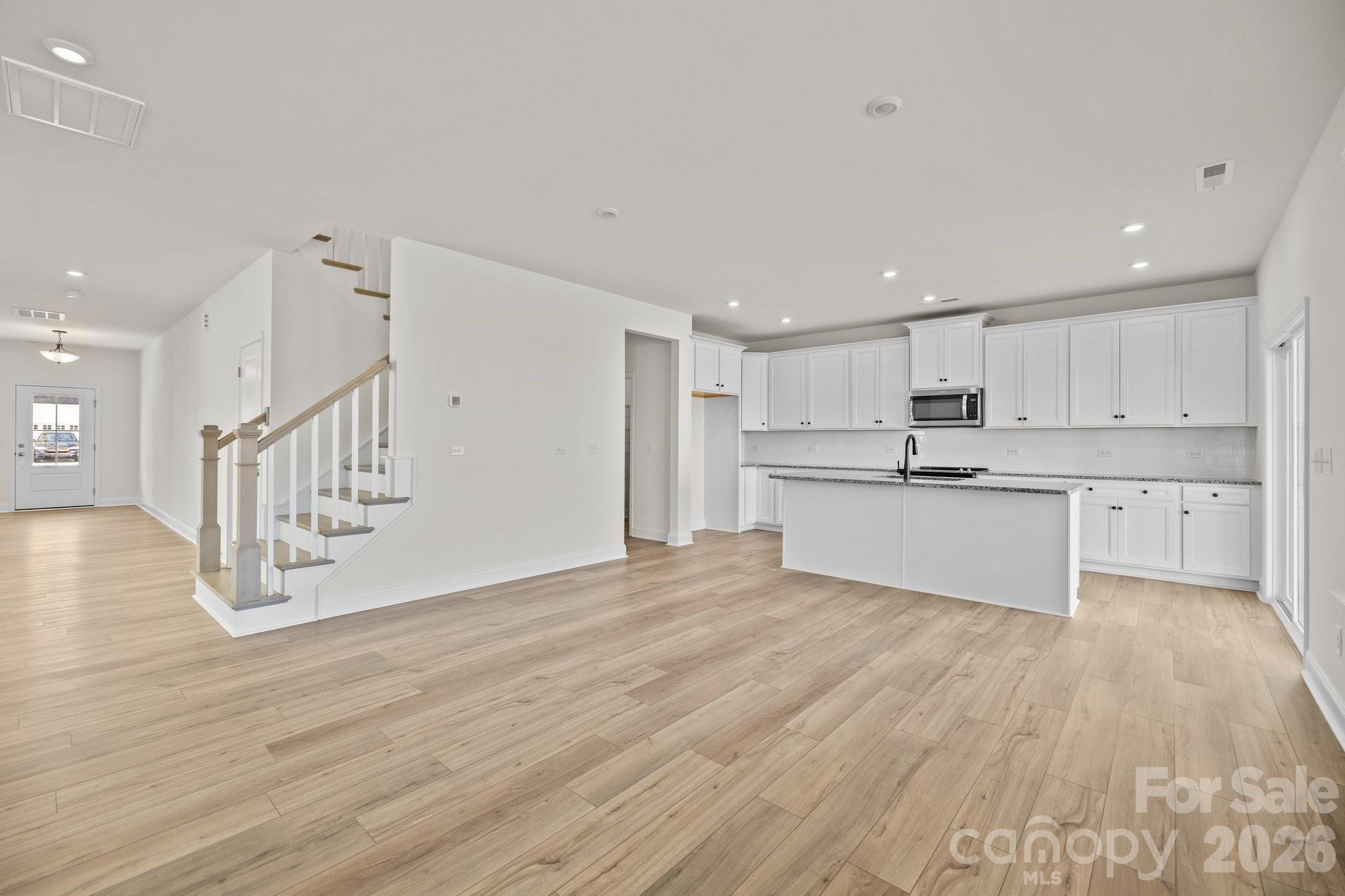 Lakeside Glen - Residential