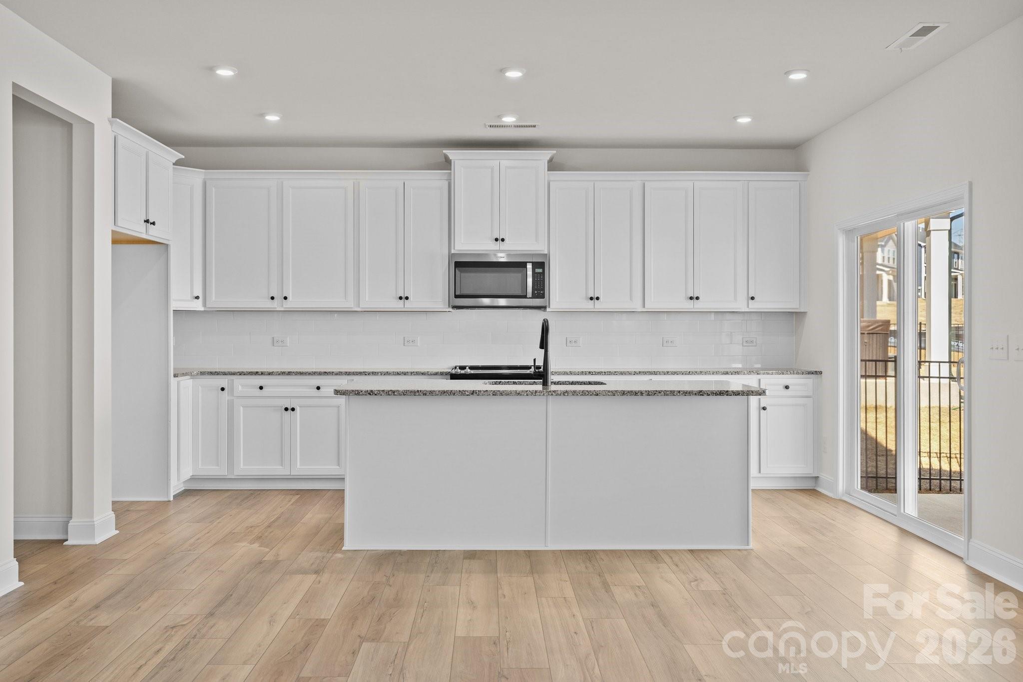 Lakeside Glen - Residential
