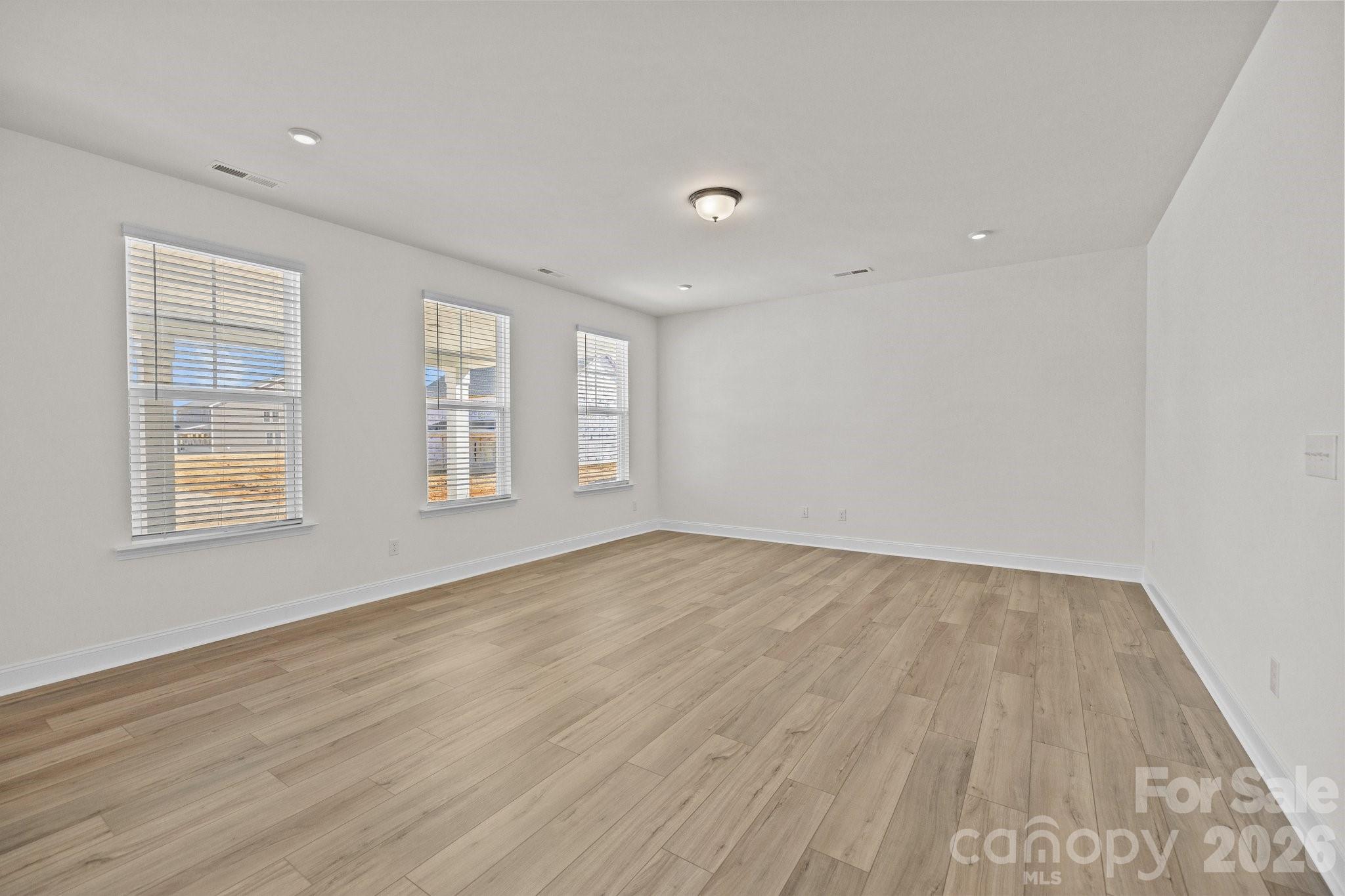 Lakeside Glen - Residential